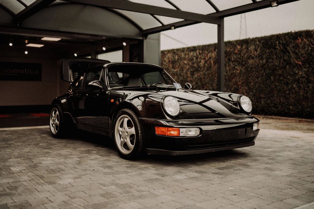 Porsche 911 (964)